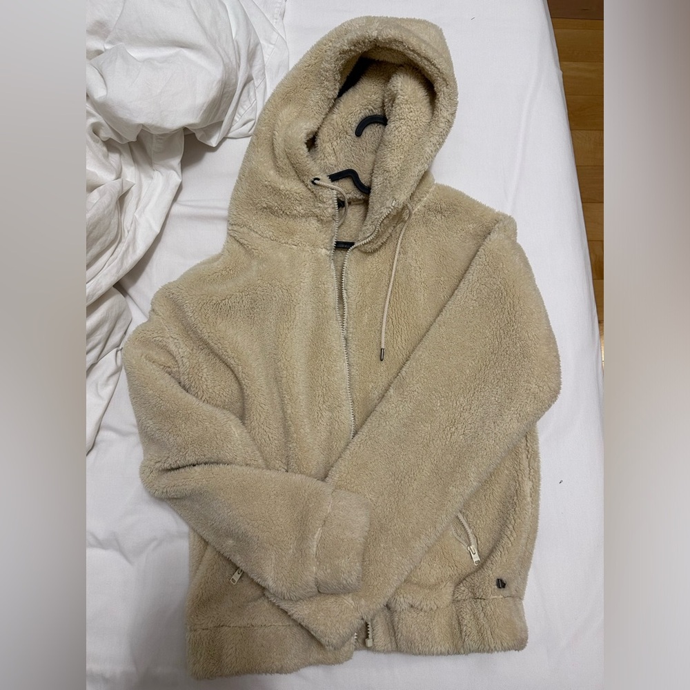Roxy fluffy jacket